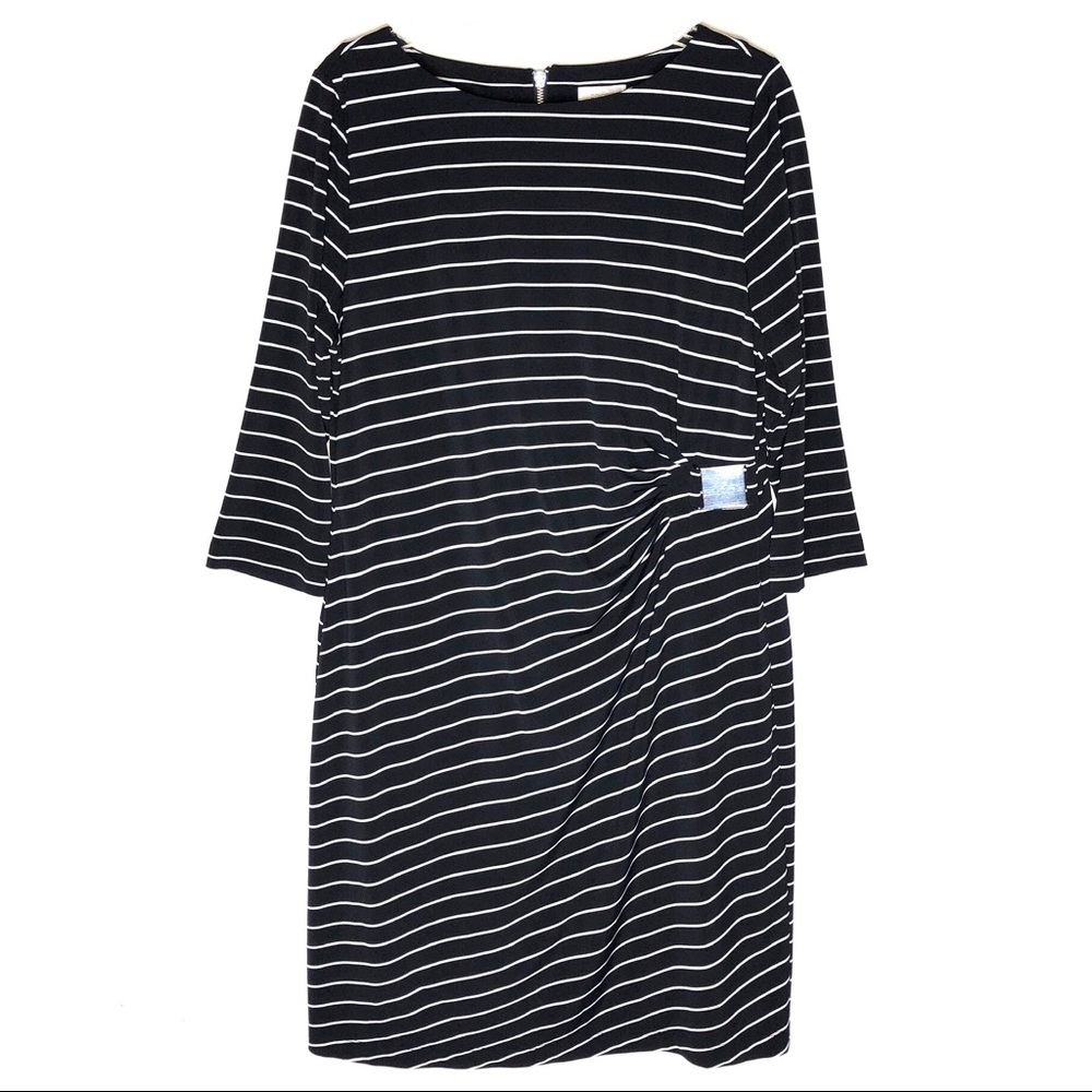 CHICOS BLACK WHITE LONG SLEEVE DRESS